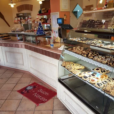 Forno, pasticceria Parrucci Piergentili – photo 2