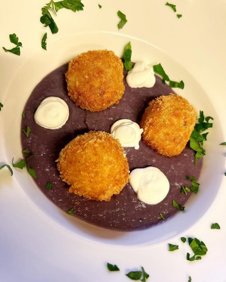 MoMa fresh food 768x960