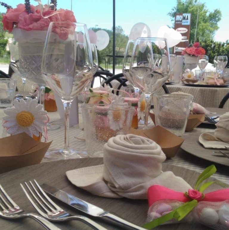 MoMa outside 768x771