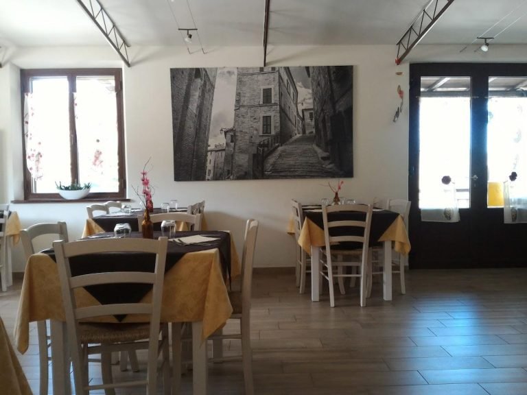 102 520549276 768x576