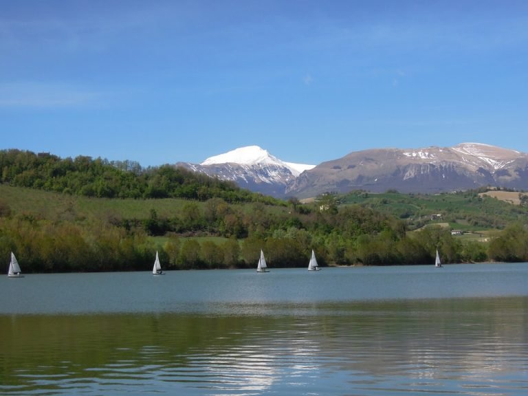 Lago panorama 768x576