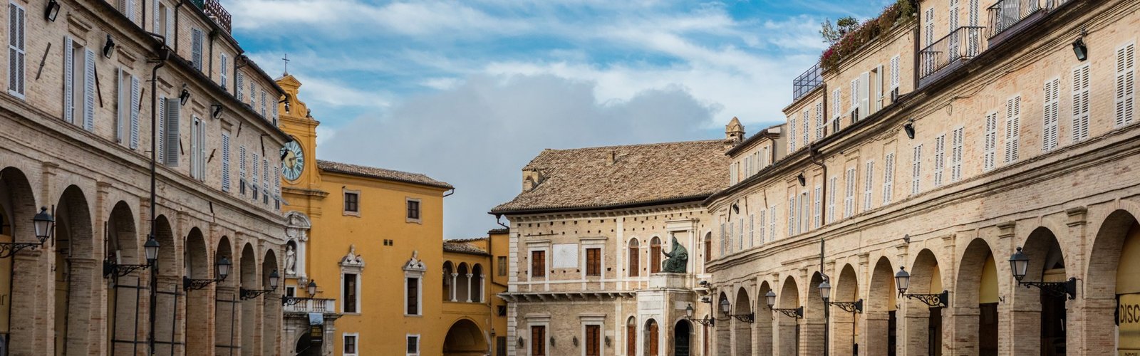 Fermo centro 20190220 171402