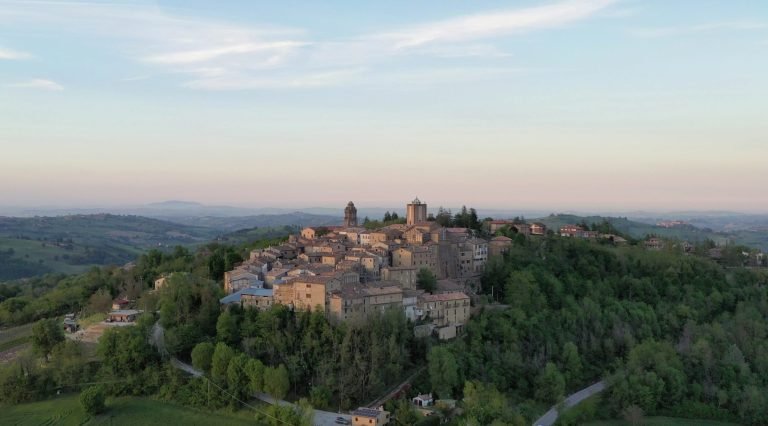 Gualdo 8 scaled e1659032402533 768x426