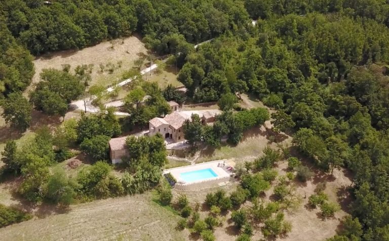 Luchtfoto uit dal 2 kopie 768x477